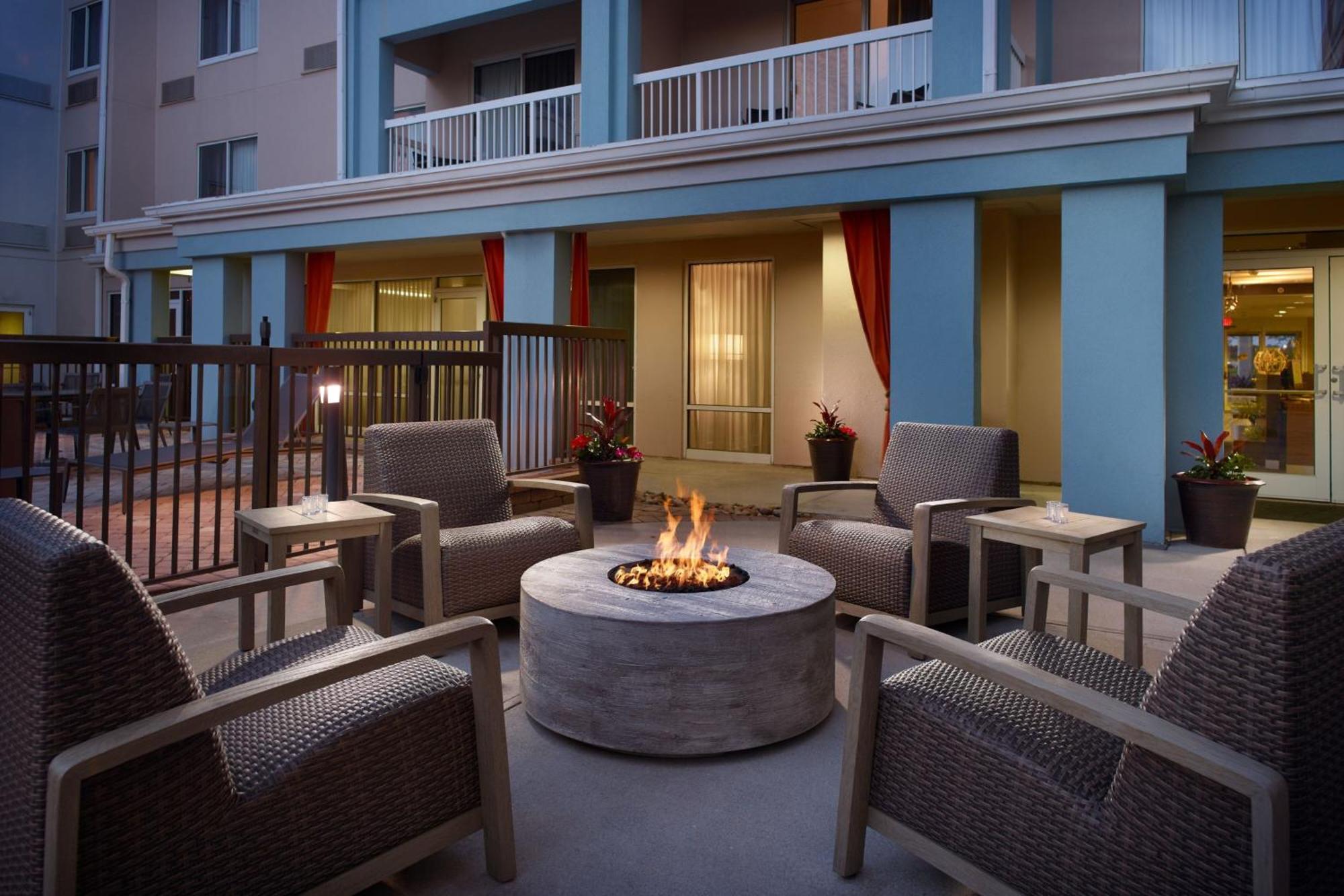 Courtyard By Marriott Myrtle Beach Broadway Zewnętrze zdjęcie