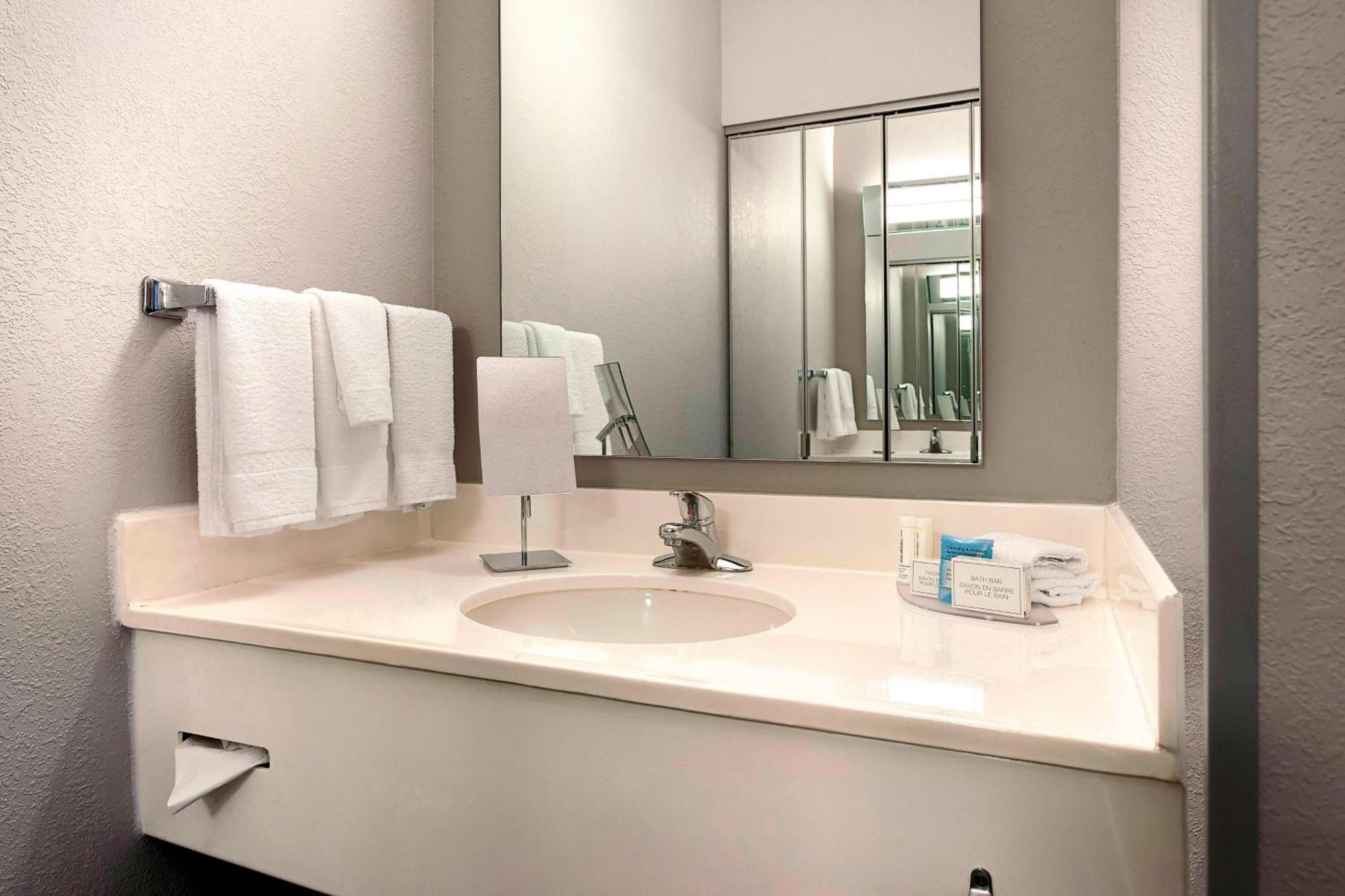 Courtyard By Marriott Myrtle Beach Broadway Zewnętrze zdjęcie